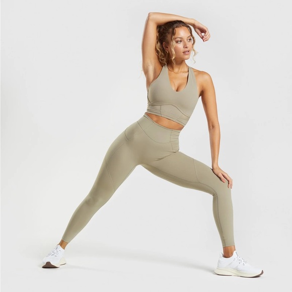 Gymshark Whitney Simmons collab set - Picture 4 of 11